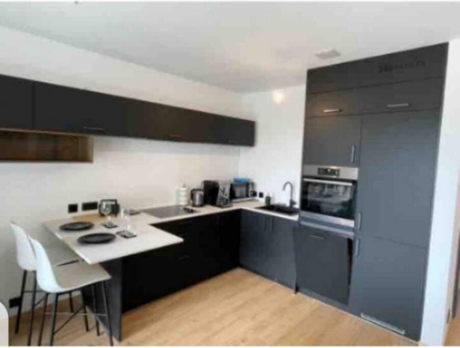 Apartment In Center With Terrace&parking-cd4 *